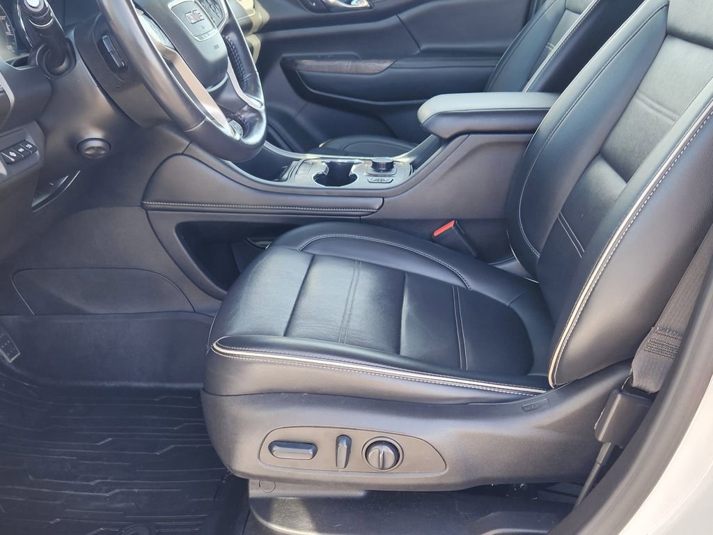 Certified 2022 GMC Acadia Denali w/ Denali Ultimate Package image 12