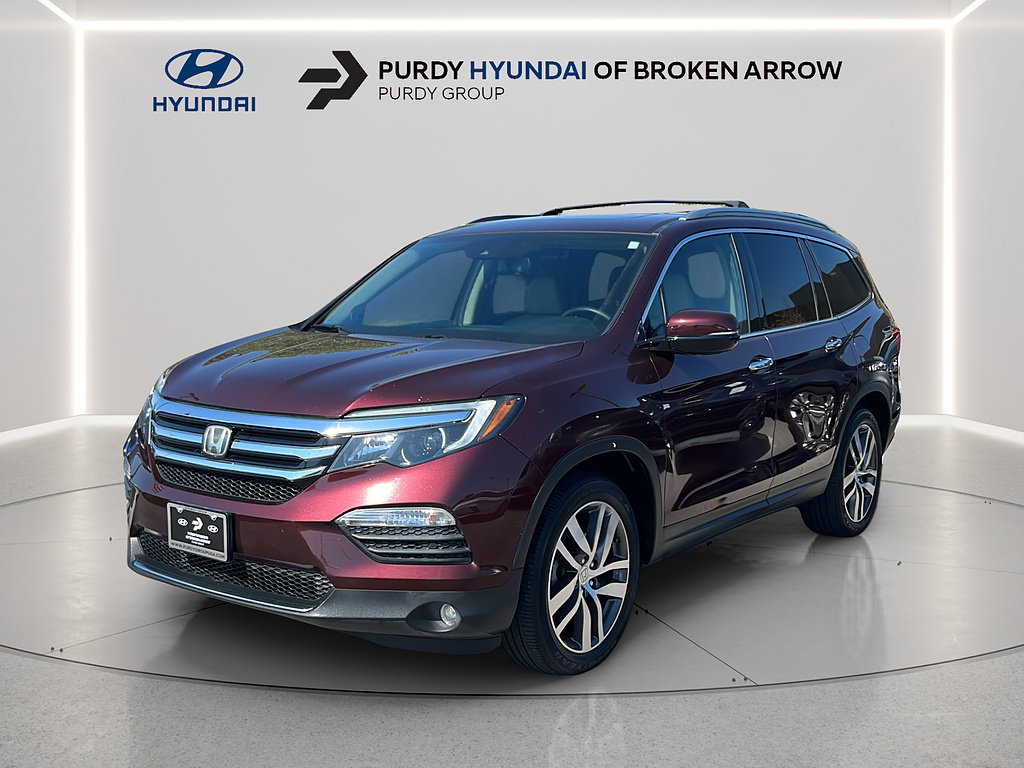 Used 2017 Honda Pilot Touring image 2