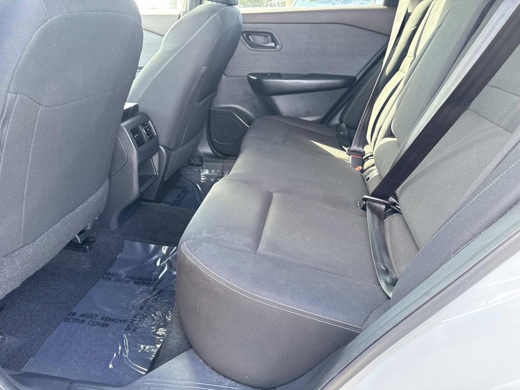 Certified 2023 Nissan Rogue S image 13