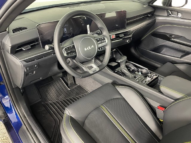 New 2027 Kia K5 GT FWD image 3