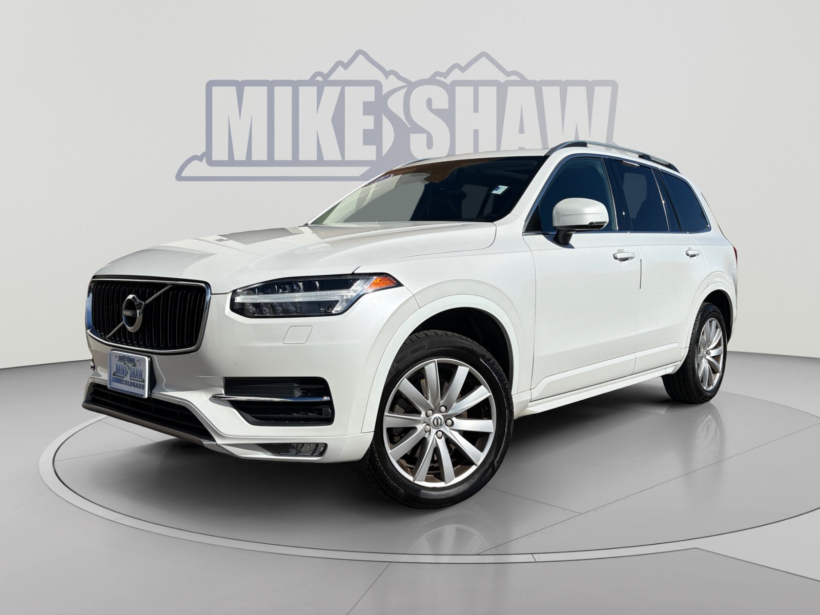 Used 2018 Volvo XC90 T6 Momentum w/ Momentum Plus Package AWD/4WD image 1