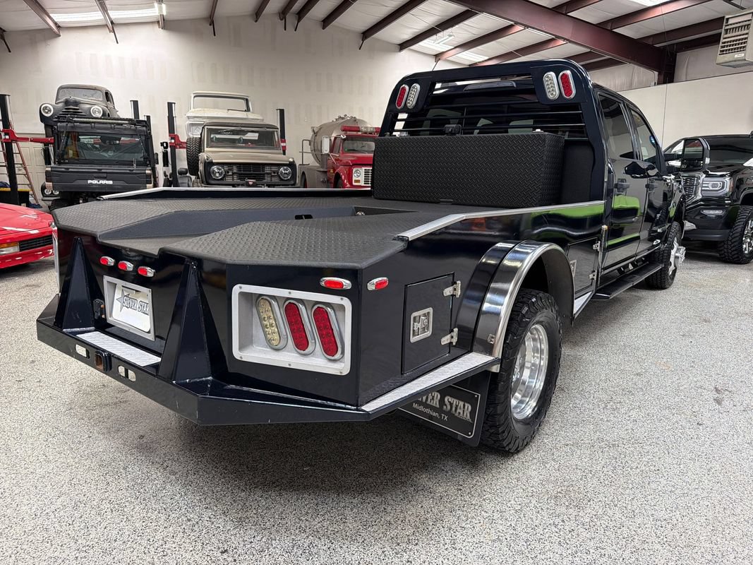 Used 2021 Ford F350 XLT w/ XLT Value Package AWD/4WD image 7