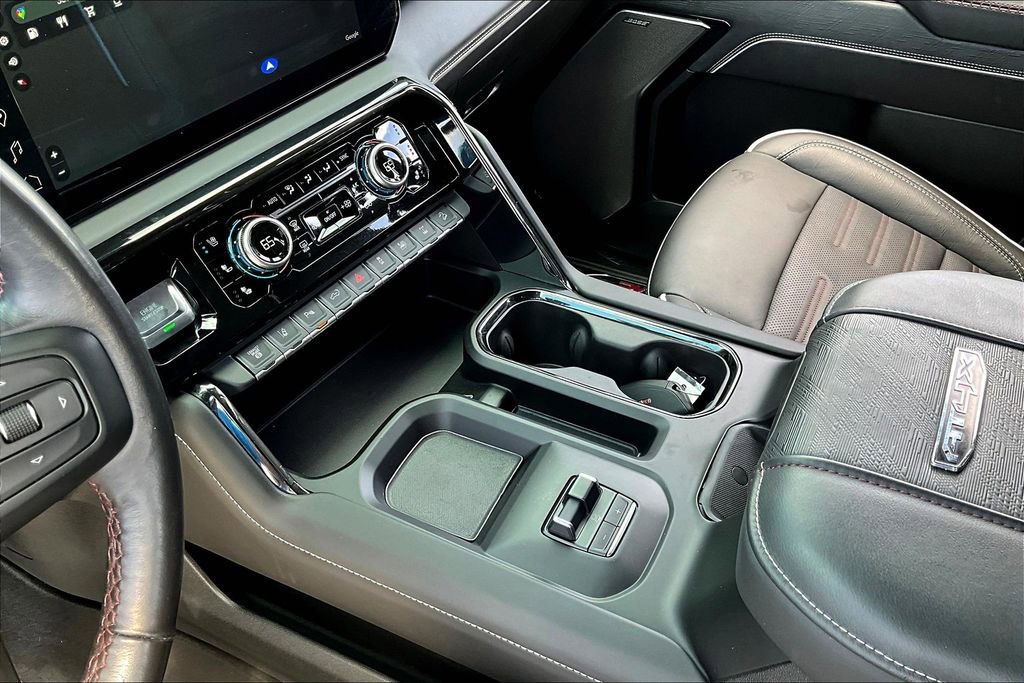 Used 2024 GMC Sierra 2500 AT4X image 18