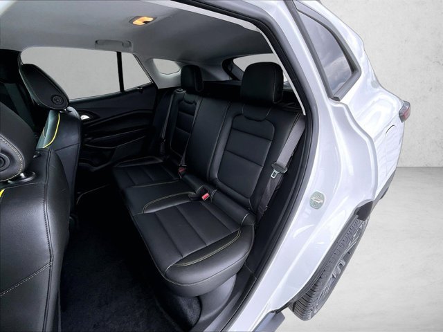 Used 2024 Chevrolet Trax ACTIV w/ Sunroof Package FWD image 28