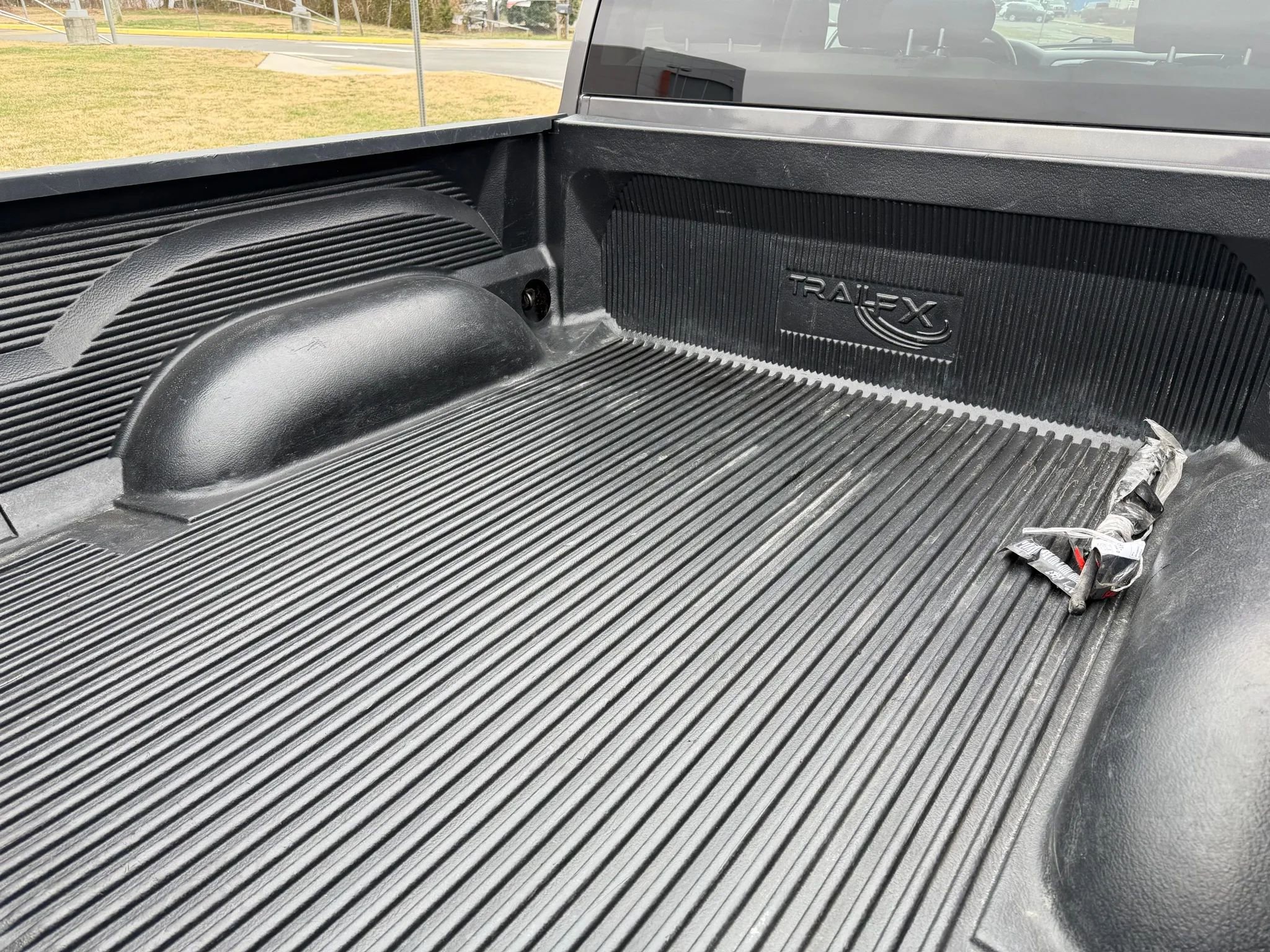 Used 2017 RAM 1500 Express image 34