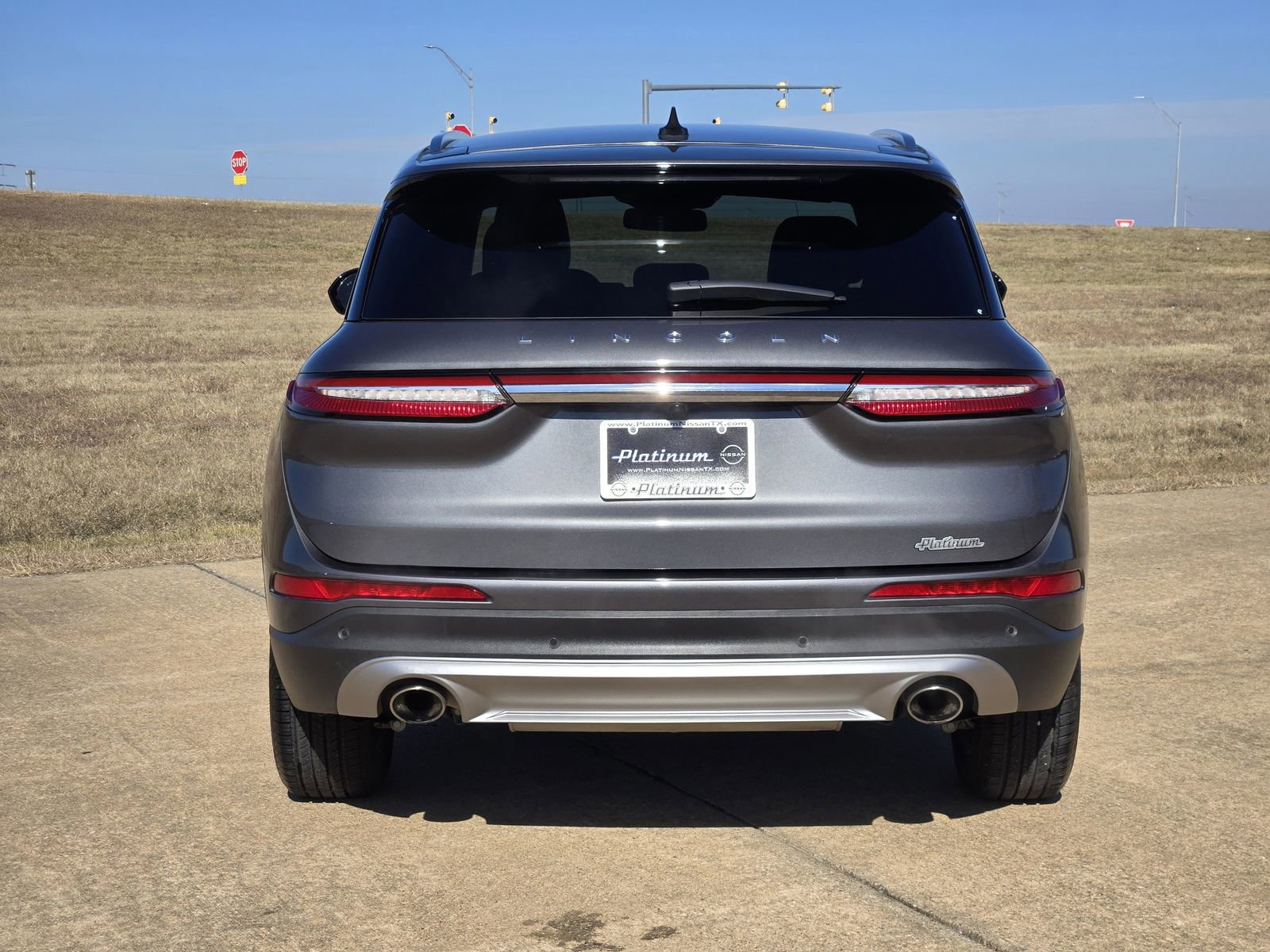 Used 2022 Lincoln Corsair FWD image 8