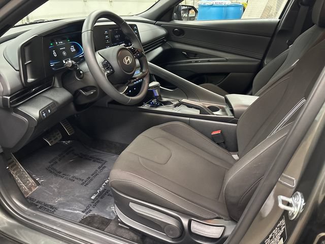 Used 2026 Hyundai Elantra Sport w/ Cargo Package FWD image 11