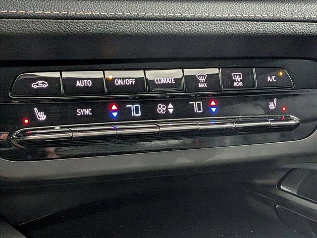 Used 2023 Buick Envision Essence w/ Sport Touring Package image 15