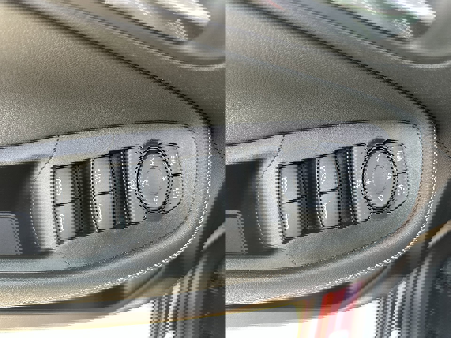 Certified 2024 Buick Encore GX Avenir image 56