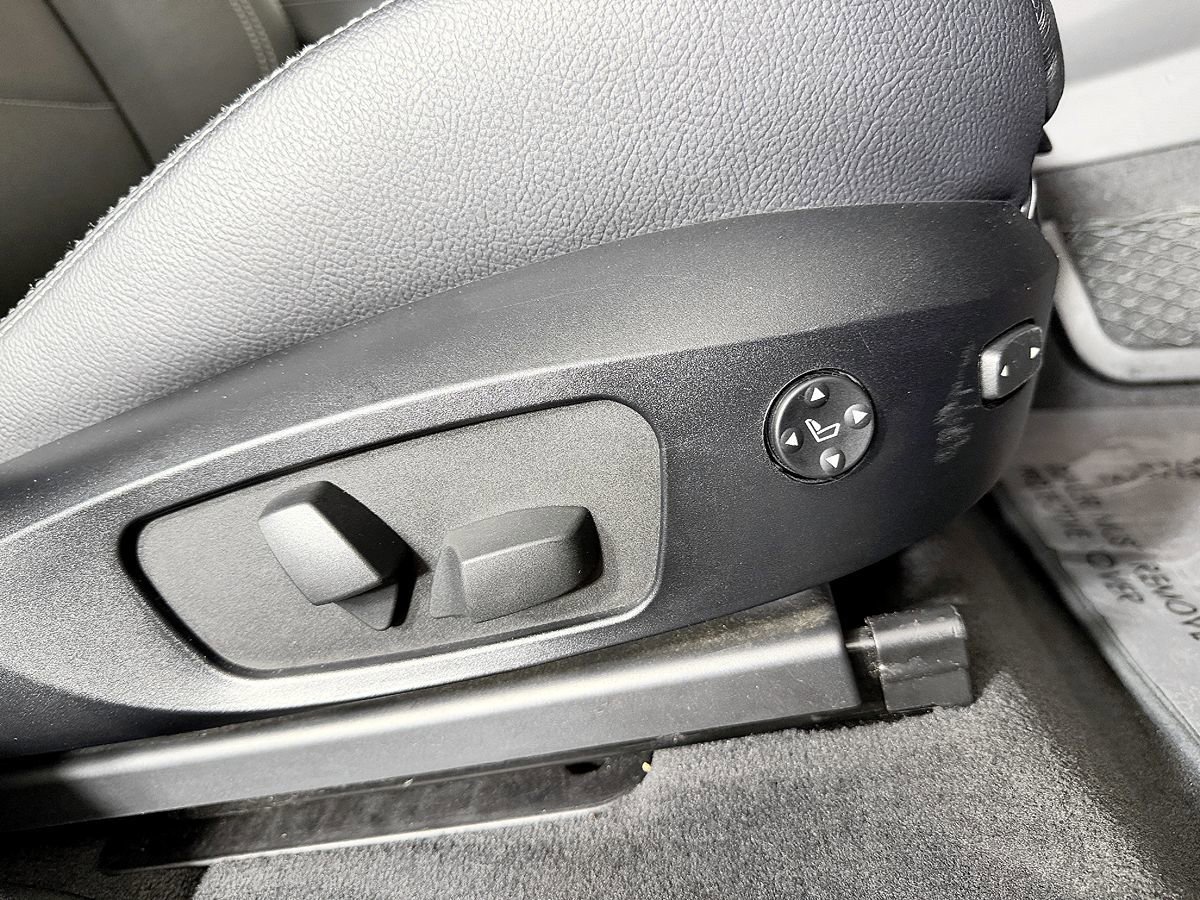 Used 2013 BMW X3 xDrive28i AWD/4WD image 47