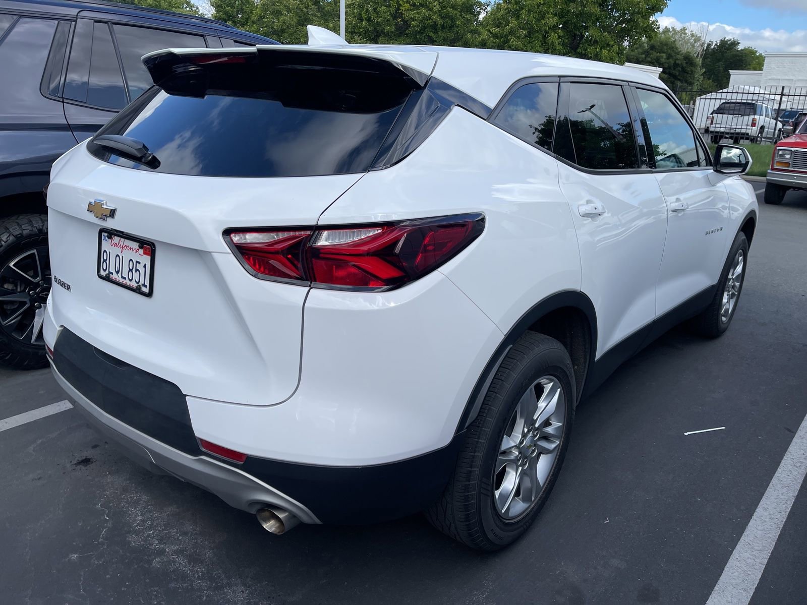 Used 2021 Chevrolet Blazer LT FWD image 2