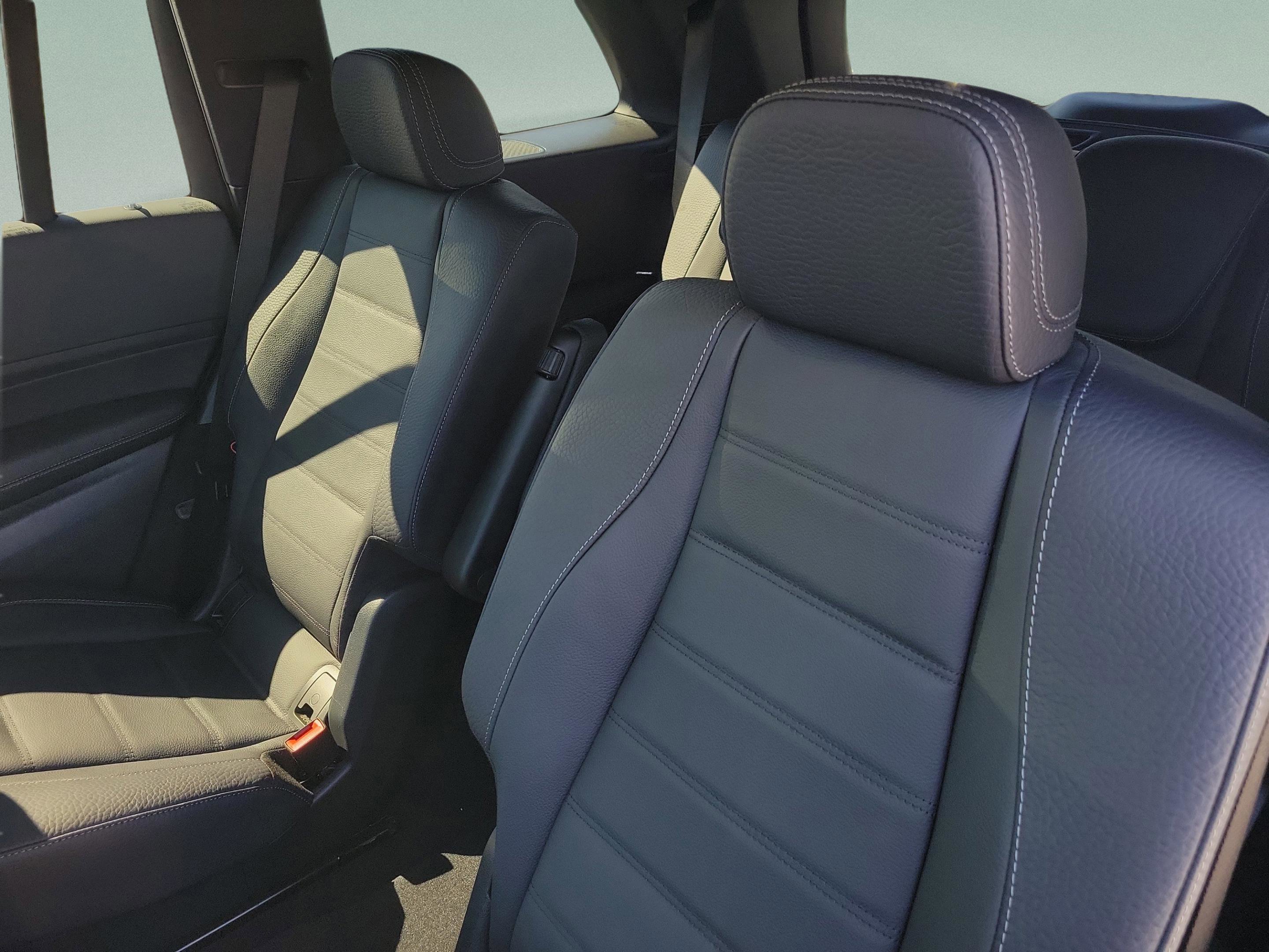 New 2026 Mercedes-Benz GLS 580 4MATIC image 9