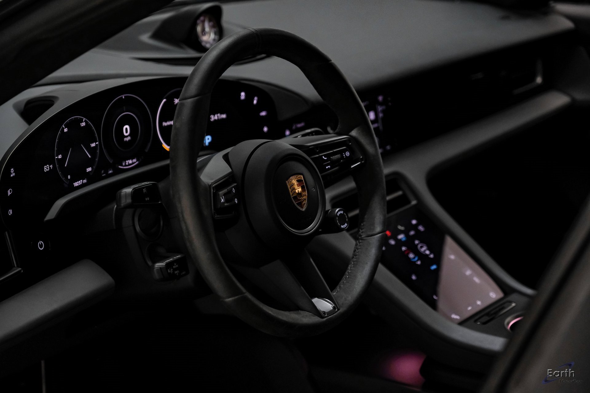 Used 2020 Porsche Taycan Turbo S image 41