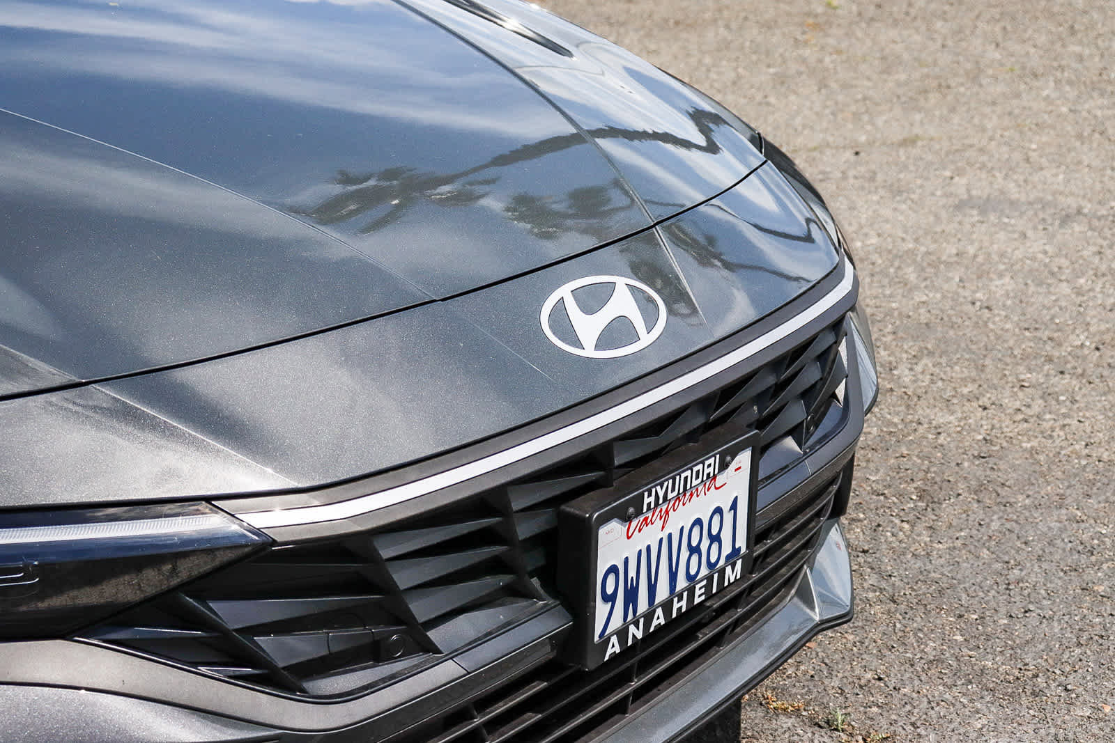 Used 2025 Hyundai Elantra SE w/ Cargo Package image 5