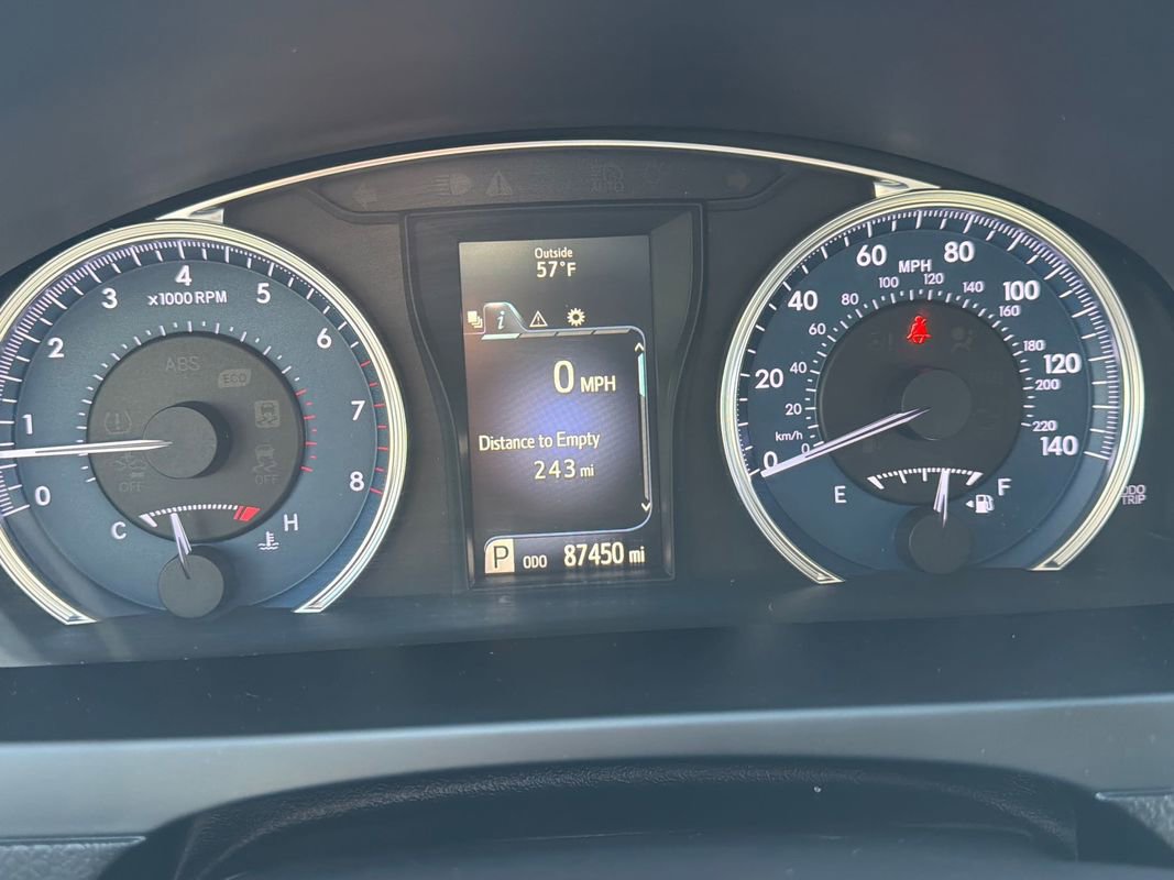Used 2017 Toyota Camry LE FWD image 12