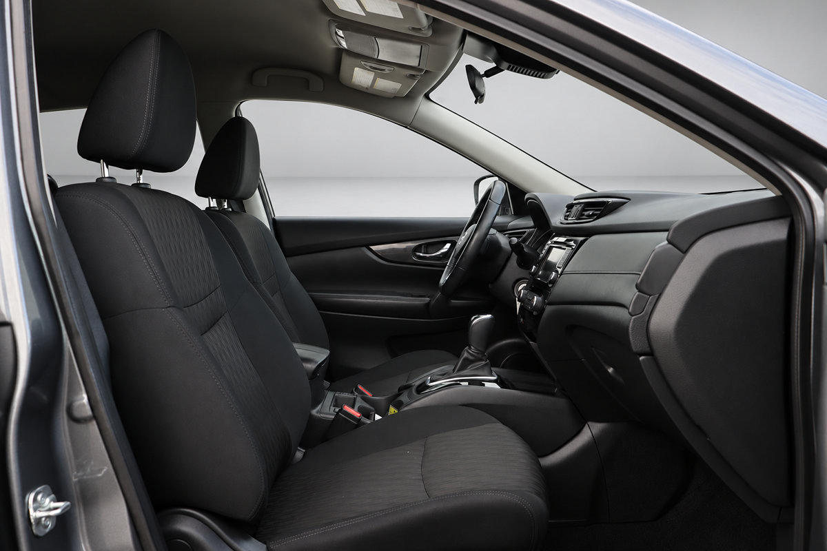 Used 2020 Nissan Rogue S w/ Special Edition Package FWD image 21