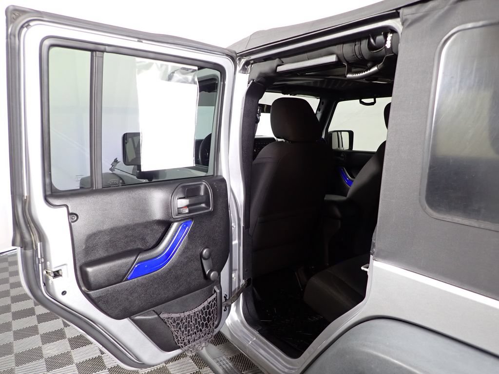 Used 2016 Jeep Wrangler Unlimited Sport AWD/4WD image 25