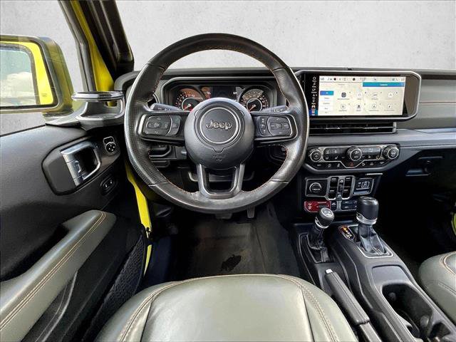 Used 2024 Jeep Gladiator Mojave AWD/4WD image 7