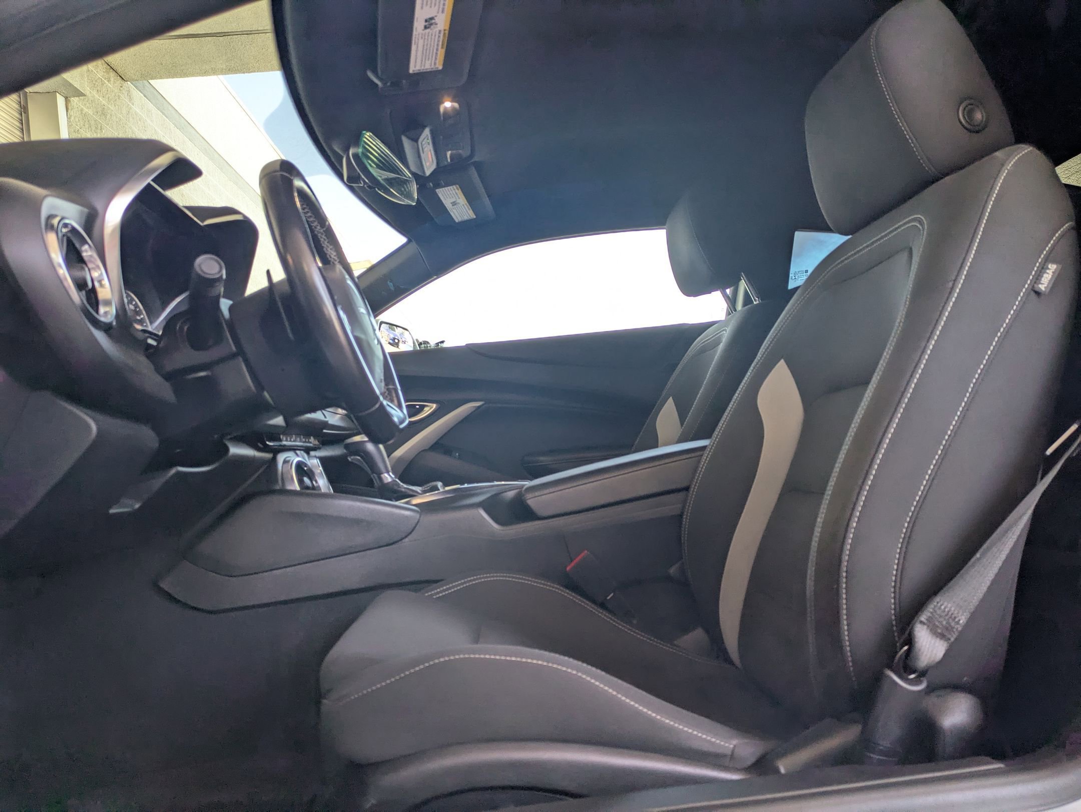 Used 2022 Chevrolet Camaro LT image 20