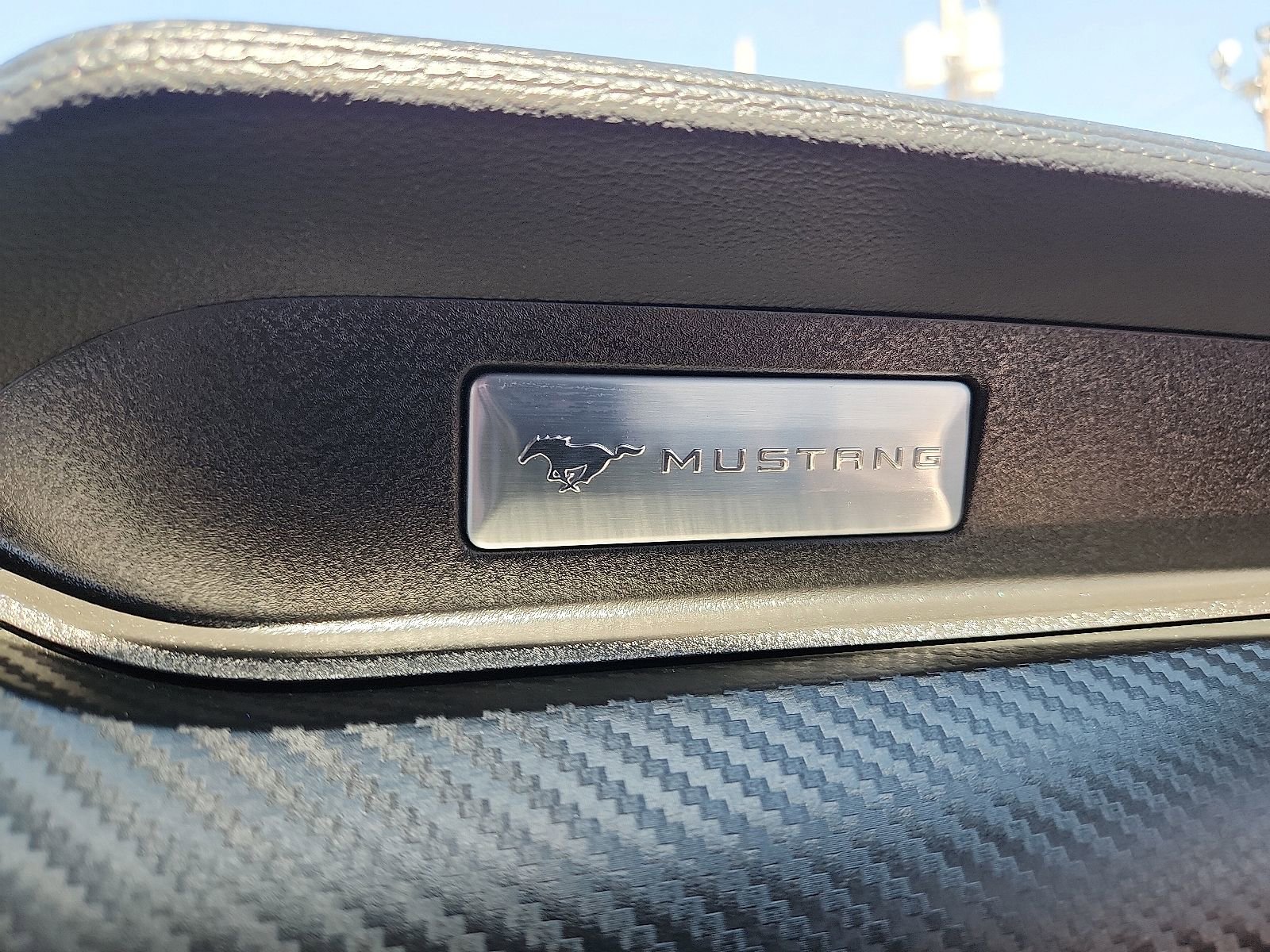 Used 2022 Ford Mustang EcoBoost image 15