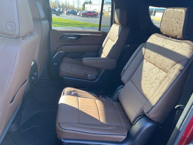 New 2026 Chevrolet Suburban High Country w/ Sun And Tow Package AWD/4WD image 11