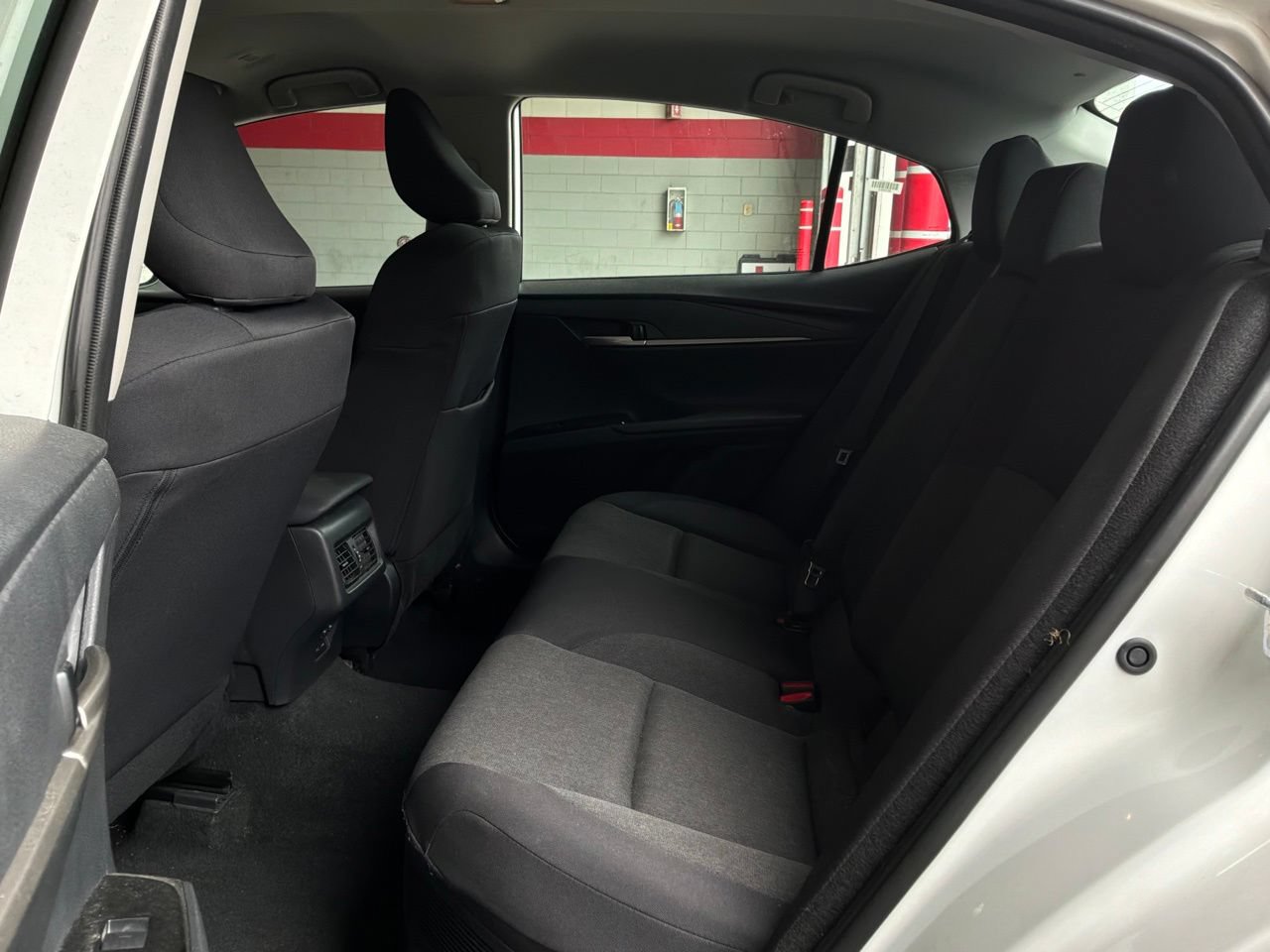 Used 2025 Toyota Camry LE FWD image 12