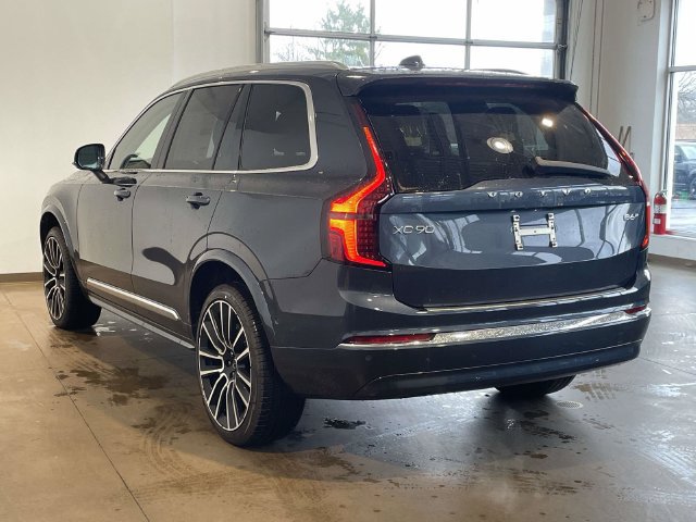New 2026 Volvo XC90 B6 Plus w/ Protection Package Premier AWD/4WD image 6