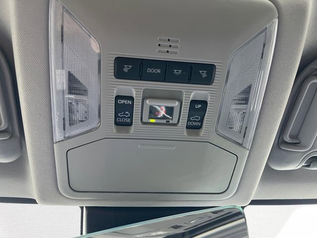 Used 2023 Toyota RAV4 XLE Premium image 26