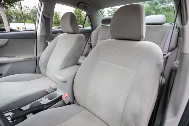 Used 2010 Toyota Corolla LE FWD image 37