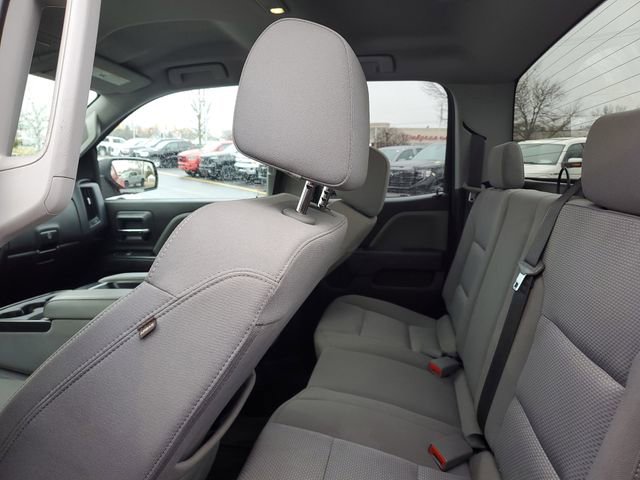 Certified 2018 Chevrolet Silverado 1500 Custom w/ Custom Value Package image 9