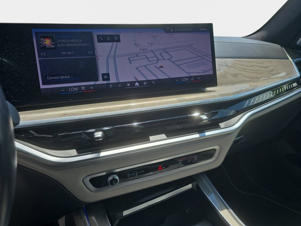 Certified 2024 BMW X7 M60i w/ Executive Package AWD/4WD image 9