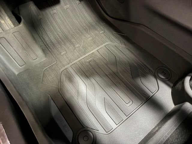 Used 2023 GMC Terrain Denali AWD/4WD image 17