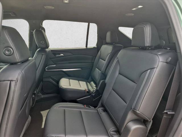 New 2027 Chevrolet Traverse LT w/ Midnight/Sport Edition FWD image 16