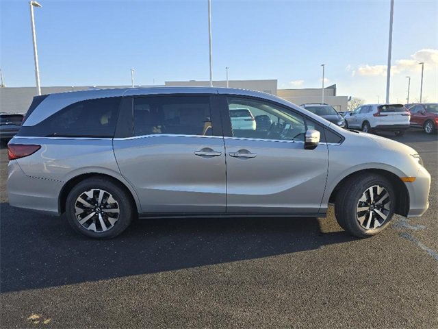 New 2027 Honda Odyssey EX-L image 9