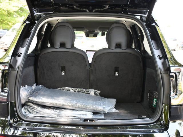 New 2025 Volvo EX90 Ultra AWD/4WD image 25
