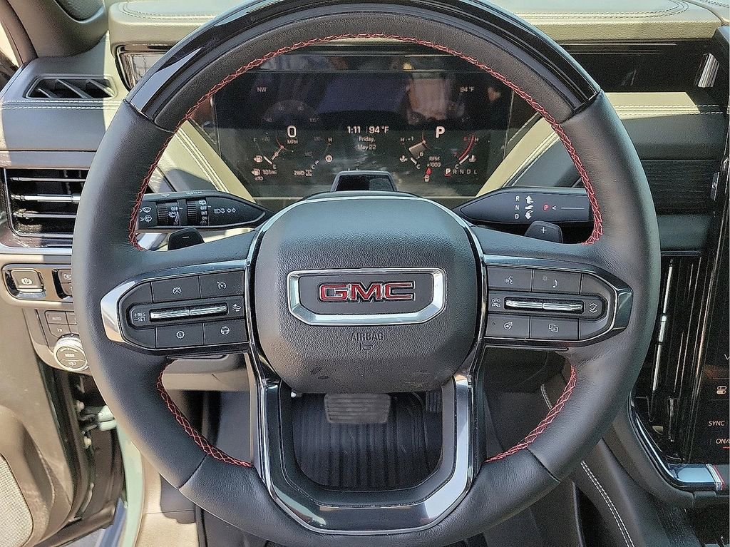 Used 2025 GMC Yukon AT4 Ultimate w/ LPO, AT4 Appearance Package AWD/4WD image 16