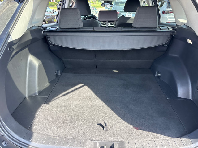 Used 2025 Toyota RAV4 XLE AWD/4WD image 30