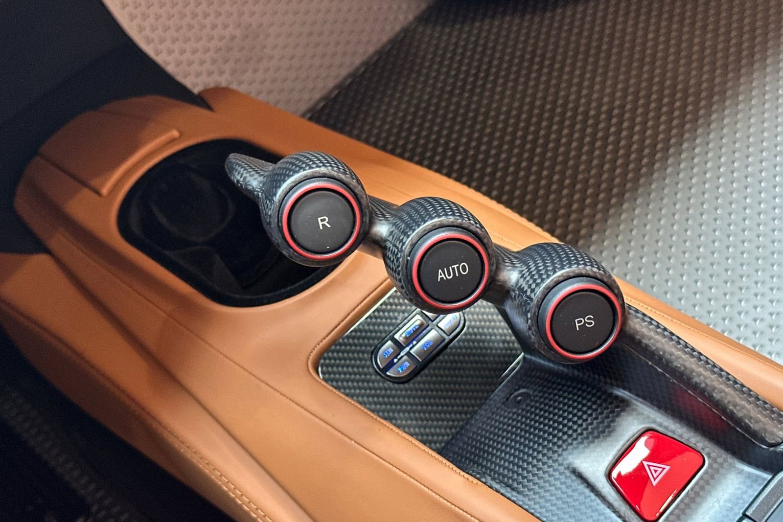 Used 2020 Ferrari 488 Pista Spider RWD image 27
