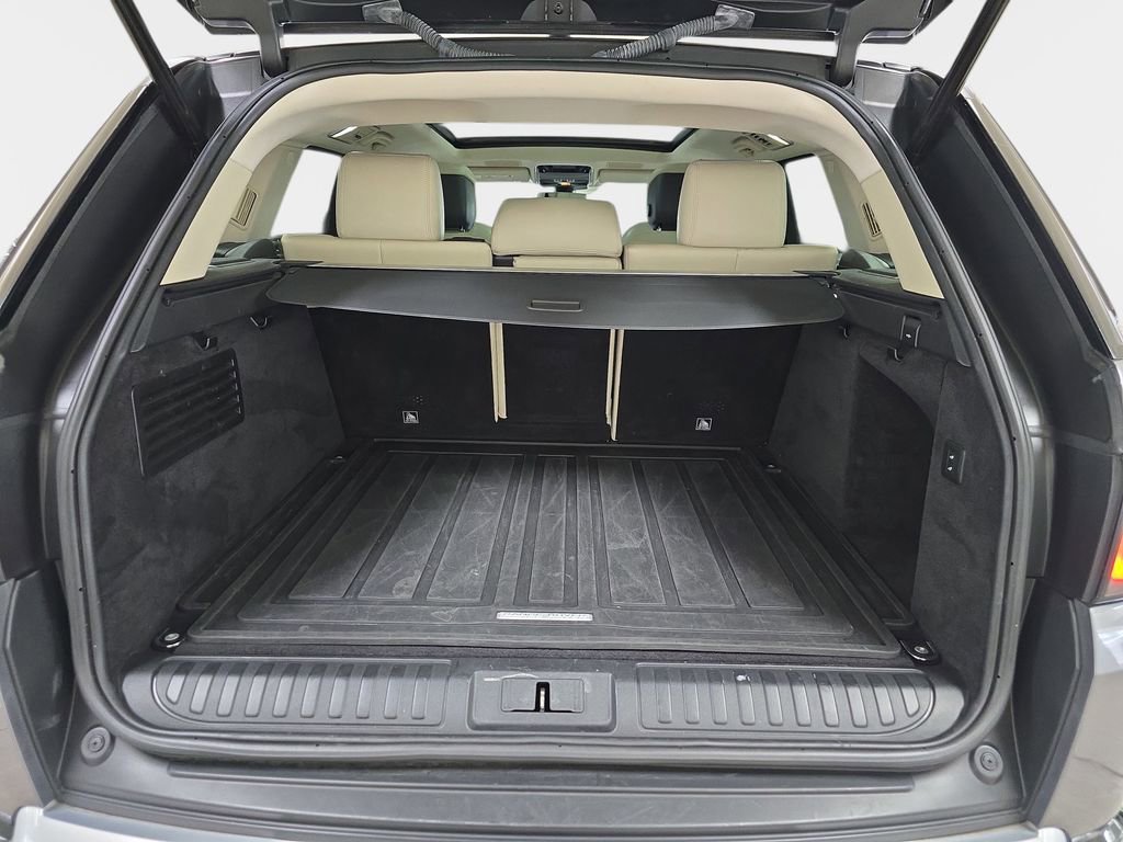 Used 2022 Land Rover Range Rover Sport HSE Silver Edition image 30
