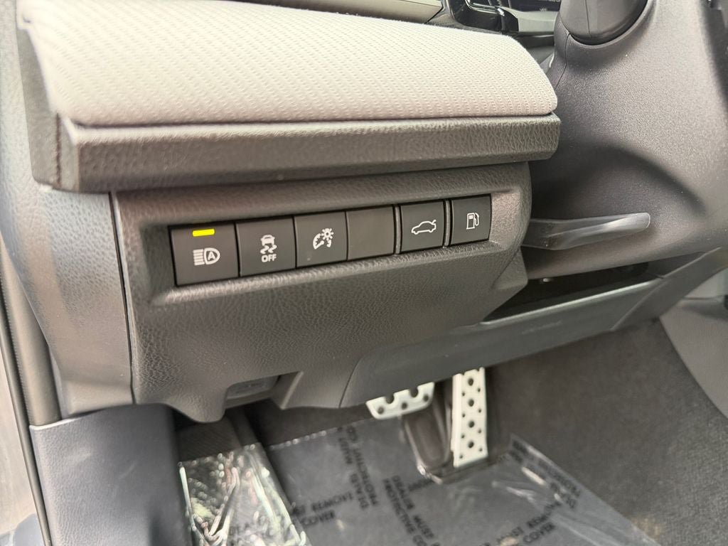 Used 2025 Toyota Camry SE w/ Multimedia Upgrade Package AWD/4WD image 19