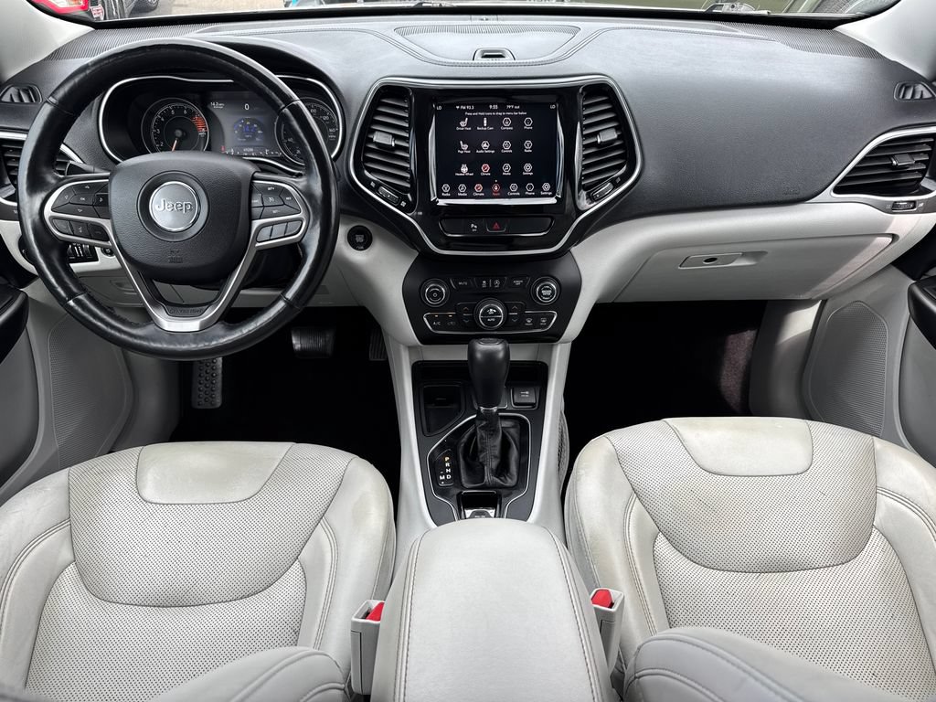 Used 2019 Jeep Cherokee Limited FWD image 20