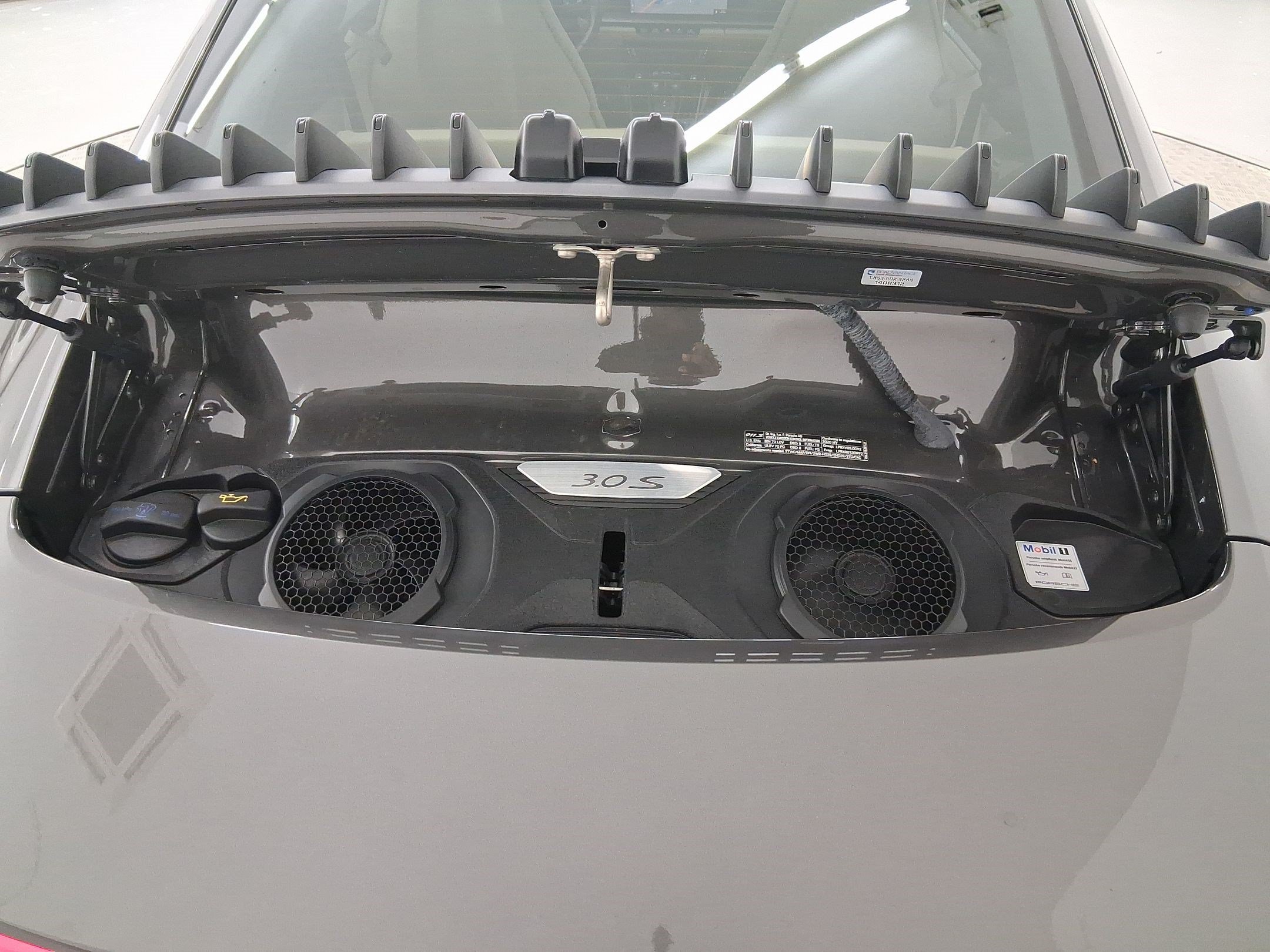Certified 2020 Porsche 911 Carrera S RWD image 30