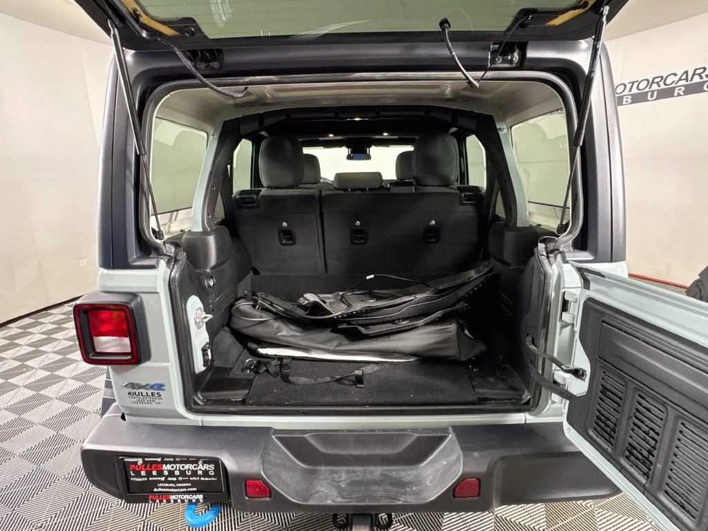 Used 2024 Jeep Wrangler Unlimited AWD/4WD image 25