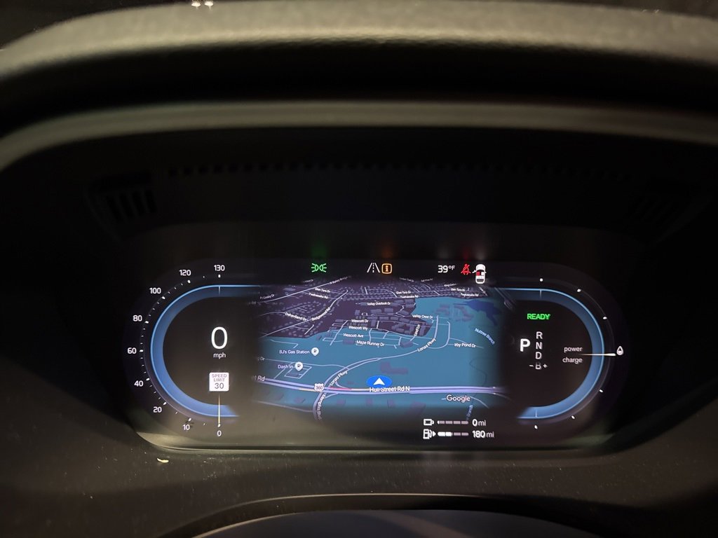 Used 2024 Volvo XC60 T8 Plus w/ Protection Package Premier image 11