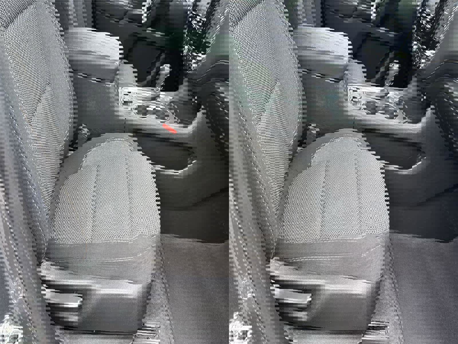 Used 2018 Chevrolet Traverse LS AWD/4WD image 16