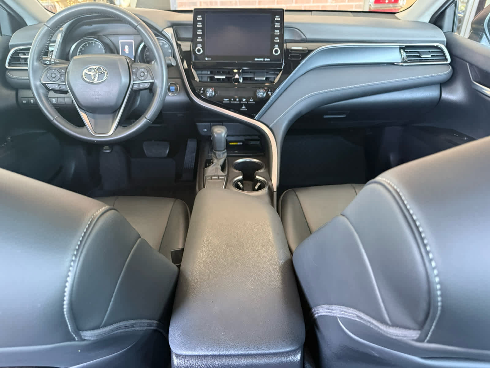 Used 2023 Toyota Camry SE w/ Audio Upgrade Package image 18