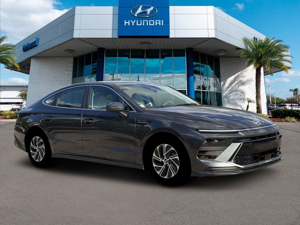 New 2026 Hyundai Sonata Blue FWD image 11