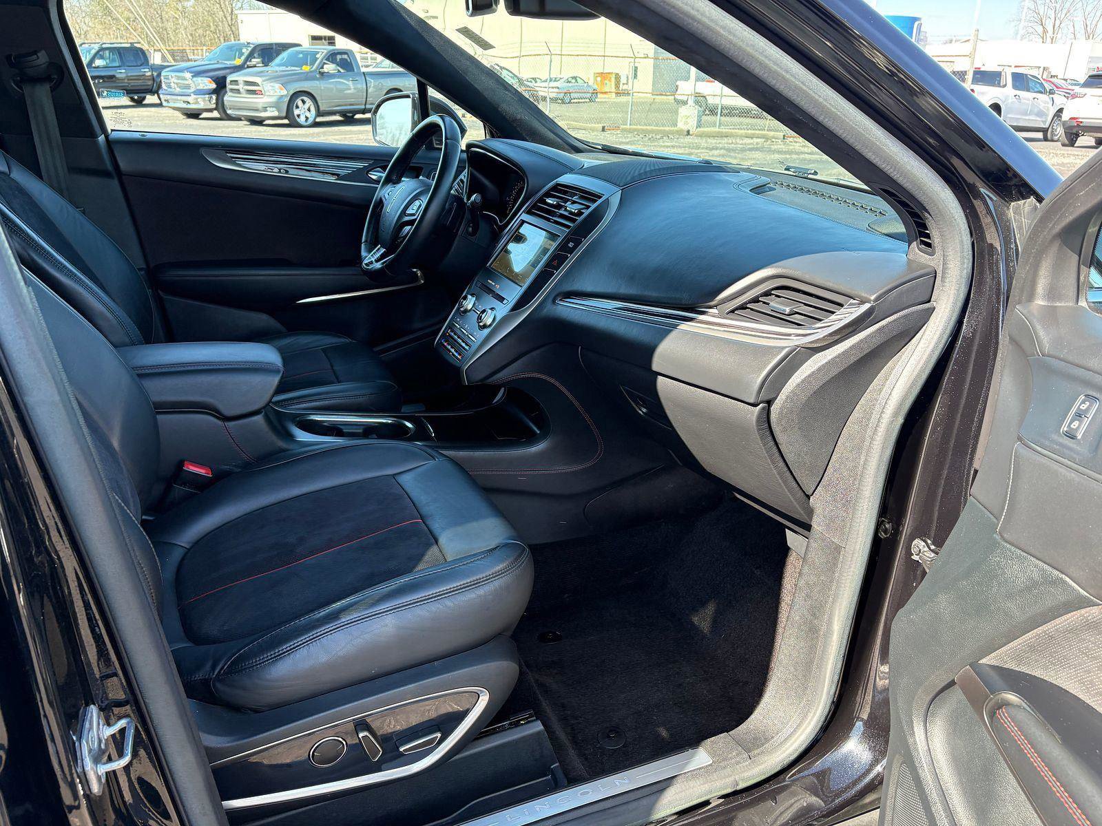 Used 2017 Lincoln MKC Black Label w/ Lincoln MKC Climate Package image 10