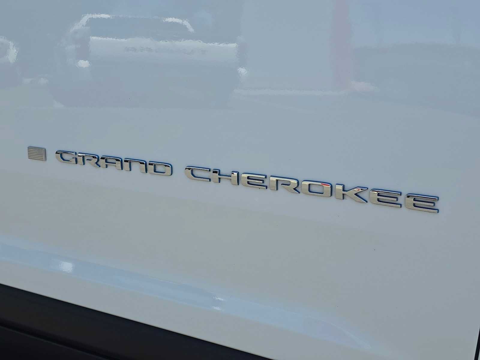 Used 2022 Jeep Grand Cherokee Limited 4xe w/ Luxury Tech Group II AWD/4WD image 13
