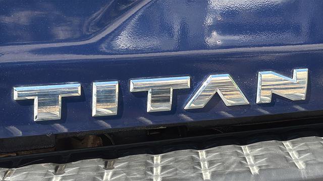 Used 2017 Nissan Titan PRO-4X AWD/4WD image 27